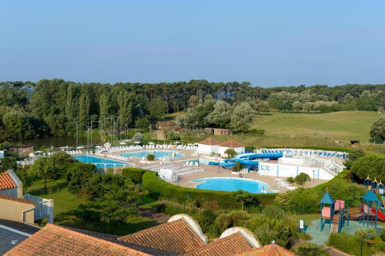 Ferienwohnung Les Reves Bleus - Piscines chauffees Saint-Hilaire-de-Talmont Exterior foto